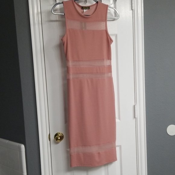 dresses that hug your body